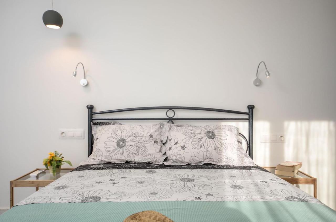 Depis Apartments & Suites Naxos City Bagian luar foto